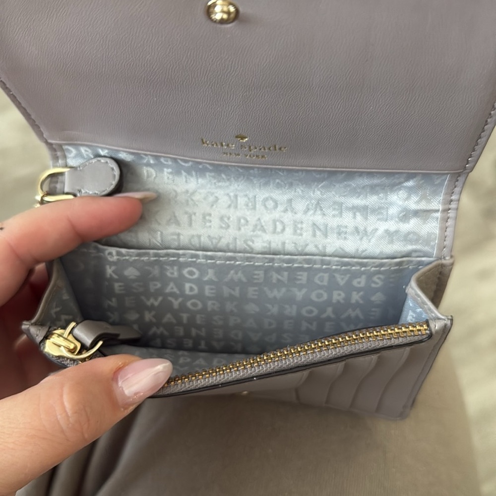 Kate Spade wallet - Picture 3 of 4